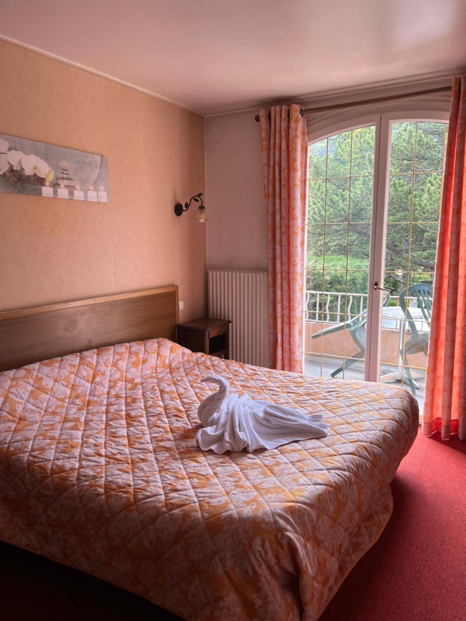 Lou Pebre D'ai Hotel Plan d'Aups